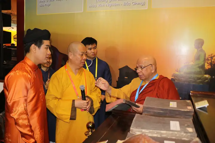 Vesak 2025: 87 Bảo Vật Quốc Gia Phật Giáo Việt Nam Lần Đầu 'ra Mắt' Công Chúng- Ảnh 7.