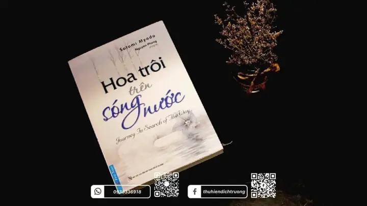 Hoa Trôi Trên Sóng Nước