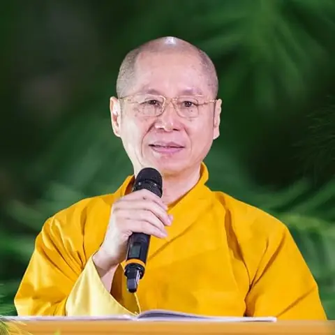 Sen Hồng Chùa Phật Quang: Biểu Tượng Tâm Linh Giữa Lòng Thiên Nhiên