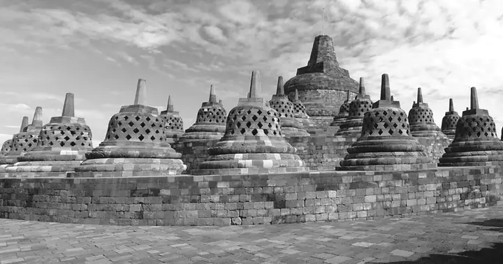 Các Dạng Tháp Trong Lịch Sử Phật Giáo | Giác Ngộ Online