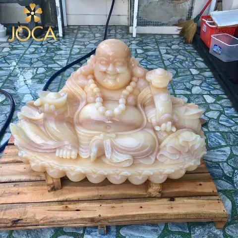 Tạc Tượng Phật Bằng Đá