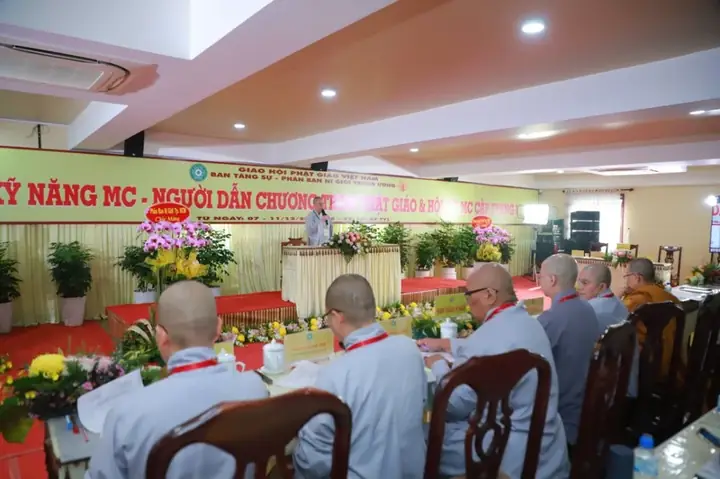 Gần 70 Vị Ni Thi Sơ Khảo Hội Thi Mc Phật Giáo