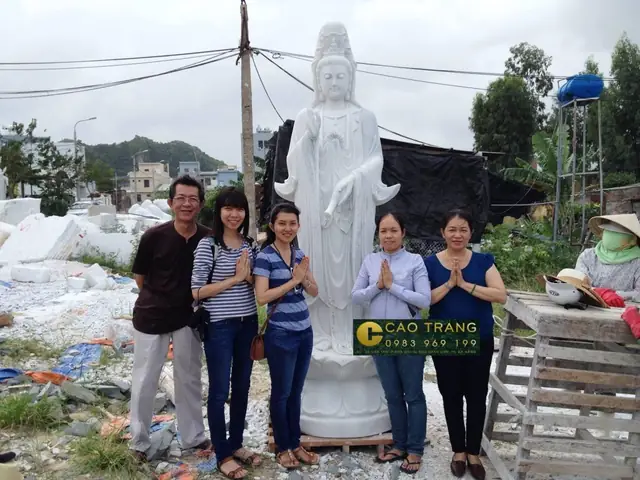 Tham Khảo Một Số Mẫu Tượng Quan Âm Bồ Tát Bằng Đá Tại Cao Trang