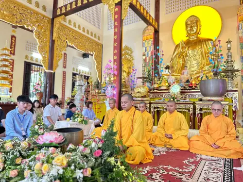 Đđ.thích Thiền Định Và Chư Tôn Đức Hướng Dẫn Quý Đạo Hữu Tọa Thiền