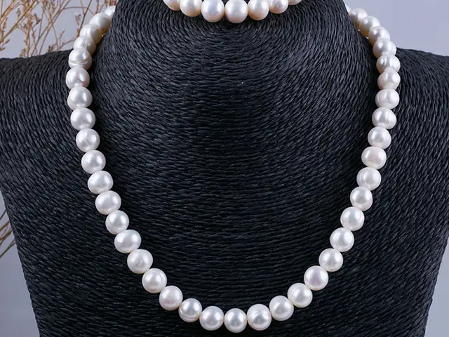 Thất Bảo Phật Giáo Thứ Tư Là Ngọc Trai