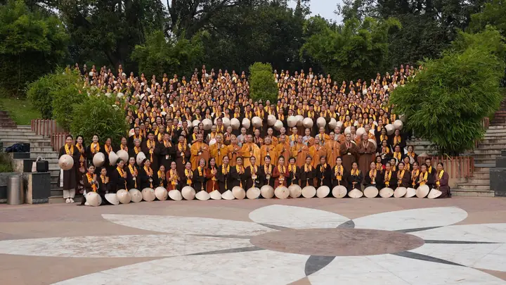 Theo Dấu Chân Phật Chùa Khai Nguyên