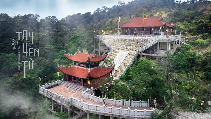 Theo Dấu Chân Phật