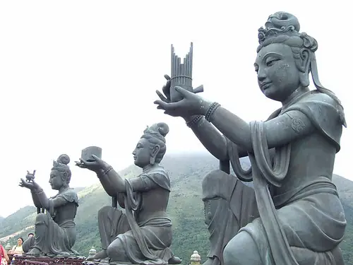 Hong Kong – Bảo Liên Thiền Tự Và Thiên Đàn Đại Phật