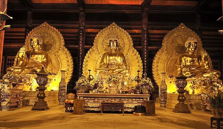 Thờ Tam Thế Phật Có Ý Nghĩa Gì?