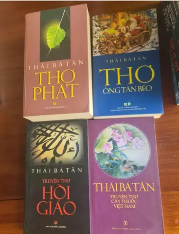 Thơ Phật Thái Bá Tân: Những Bài Học Nhân Sinh Sâu Sắc Qua Từng Vần Thơ