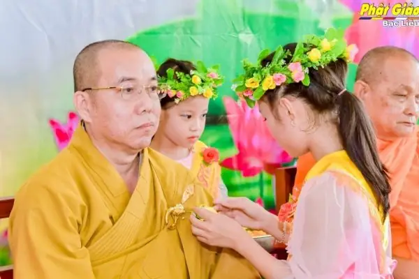 Z4209674519966_09ec13c1c9b63601ca36b915444e7e13