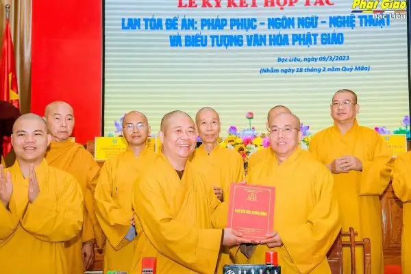 Z4209674527623_a34ffd6f91dff3d69057ddd9d7daa692