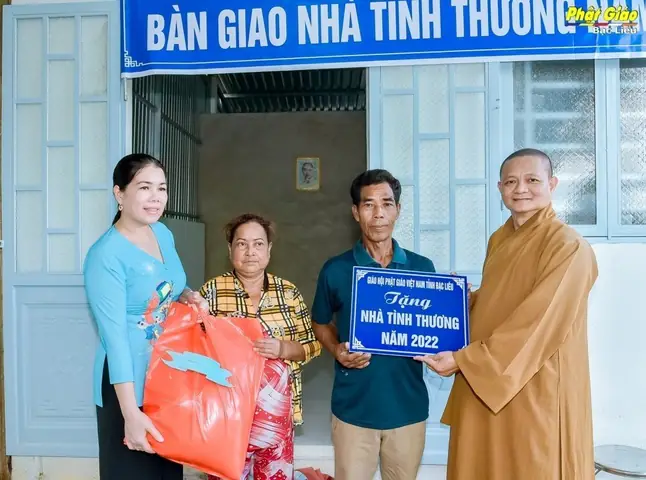 Z4209675150981_b49800a17e9f202ac9bceff6bd0185c9