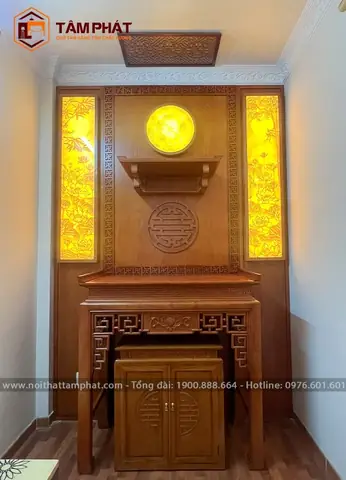 Thờ Phật Và Gia Tiên Trên Cùng Một Bàn Thờ