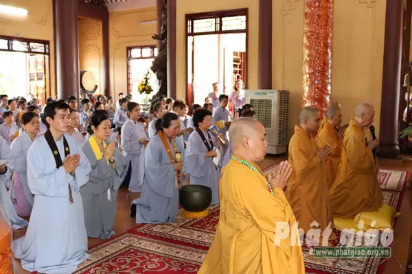 Quy Y Là Buổi Lễ Quan Trọng Nhất Trên Đường Tu Tập Của Chúng Ta. Nó Là Cuộc Khởi Hành Để Đi Đến Mục Đích Giải Thoát, Vì Thế Chúng Ta Không Thể Xem Thường, Cử Hành Một Cách Bừa Bãi Được.