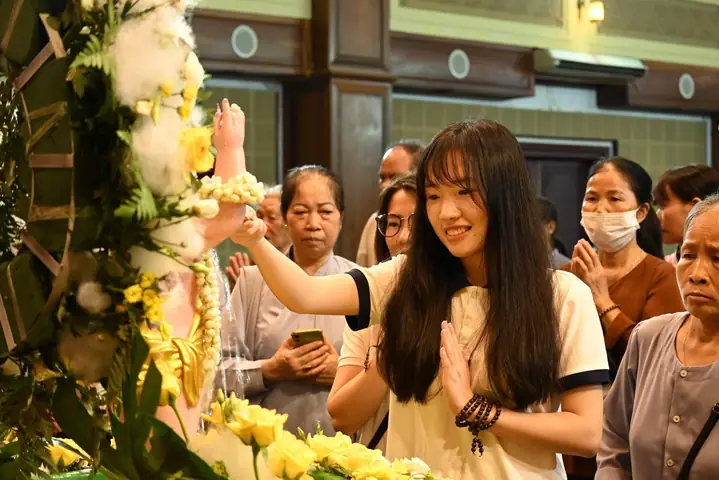 Phát Huy Tinh Thần Nhập Thế Của Phật Giáo Việt Nam