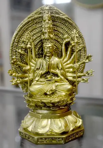 Tượng Bồ Tát Thiên Thủ Thiên Nhãn Composite