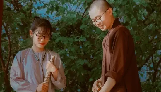 Mối Quan Hệ Giữa Tu Sĩ Và Cư Sĩ Trong Phật Giáo