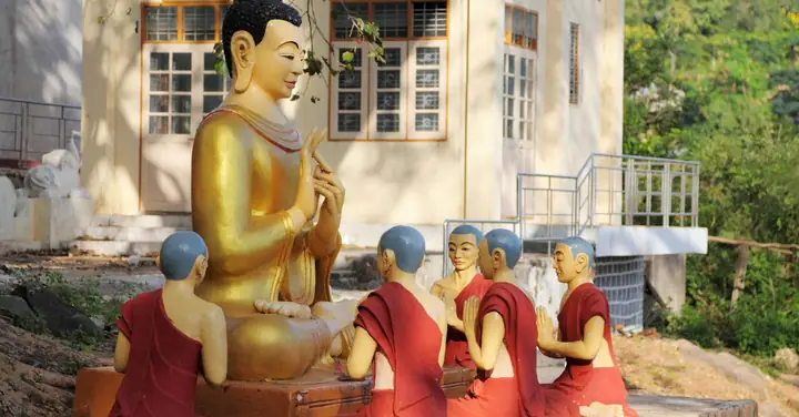 Các Câu Nói Đạo Phật Khuyên Răn Con Người Sống Tốt Bằng Tiếng Anh