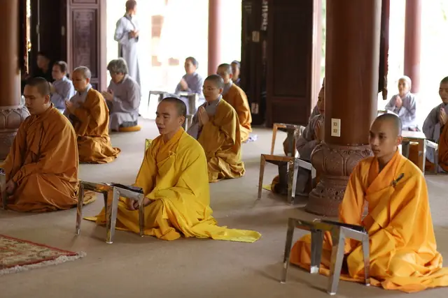 Tụng Kinh Lễ Phật Đản