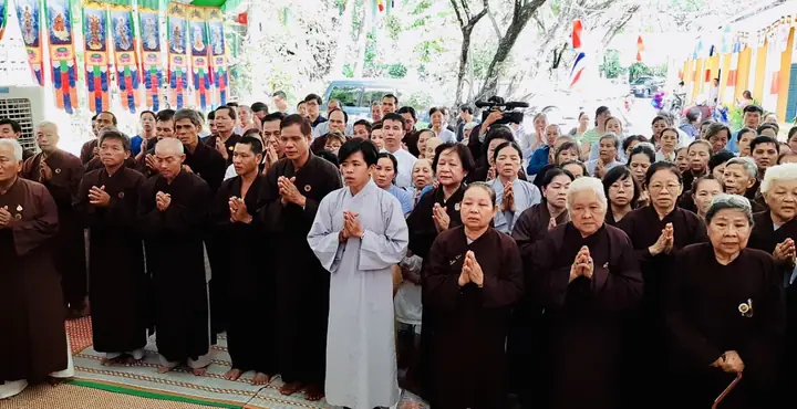 Lễ Tụng Kinh Khánh Đản Và Lễ Tắm Phật Tại Tổ Đình Quan Âm Tu Viện, Biên Hoà, Đồng Nai.