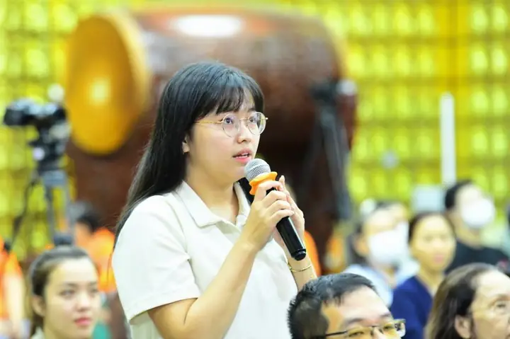 Tuổi Trẻ Hướng Phật