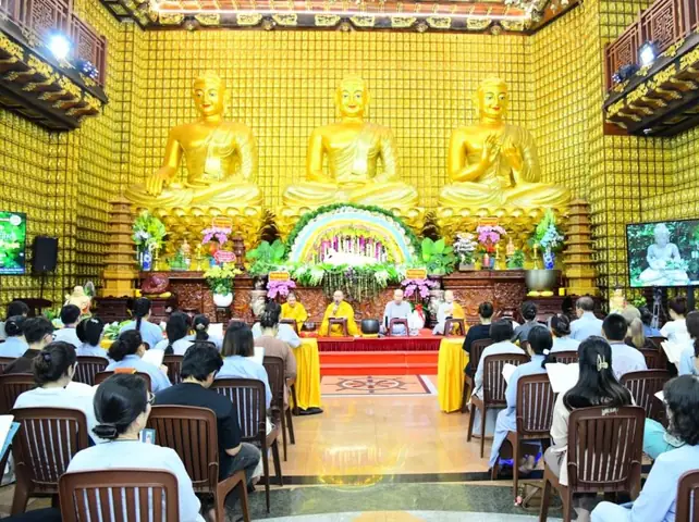 Tuổi Trẻ Hướng Phật