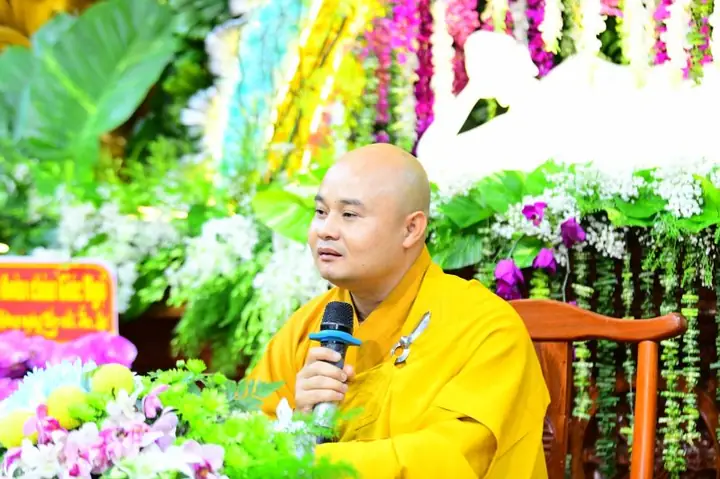 Tuổi Trẻ Hướng Phật