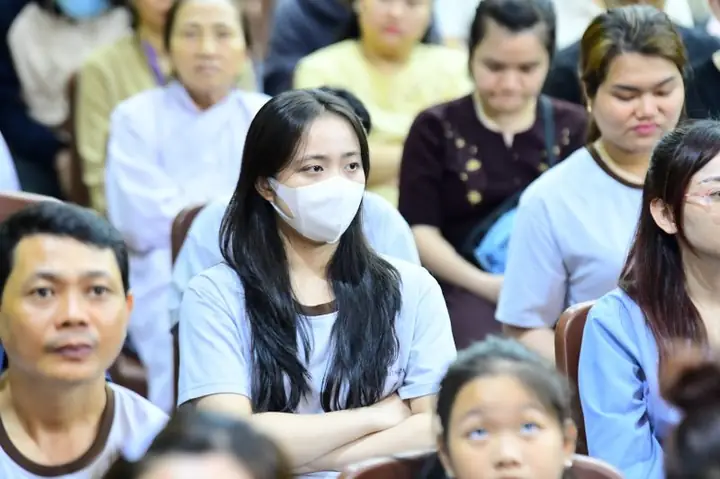 Tuổi Trẻ Hướng Phật