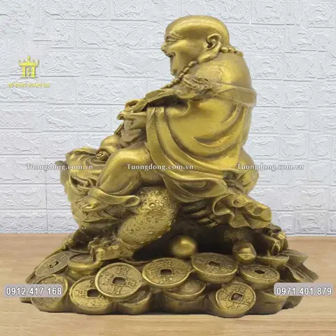 Ý Nghĩa Phong Thủy Học Của Tượng Phật Di Lặc Cưỡi Thiềm Thừ Bằng Đồng