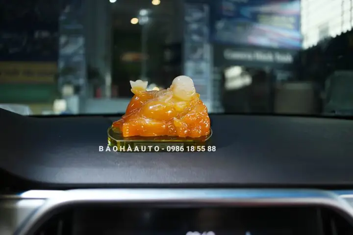 Hình Ảnh Thực Tế Tượng Phật Bạch Ngọc Ô Tô Tại Bảo Hà Auto