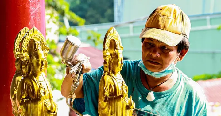 Tượng Phật Bốn Mặt Ở Tp.hcm Hút Ngàn Người Tới Chiêm Bái, Dâng ...