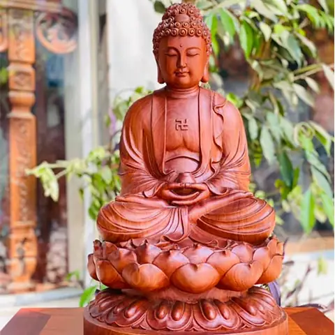 Tượng Phật A Di Đà Bằng Sứ: Ý Nghĩa Sâu Sắc Và Giá Trị Nghệ Thuật