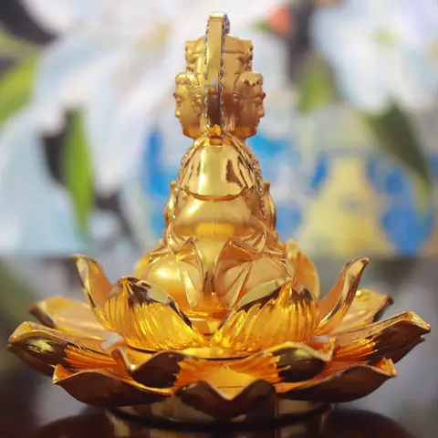 Tượng Phật Bà Quan Âm Tay Cầm Bình Thanh Tịnh