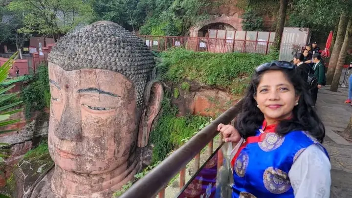 Tham Quan Tượng Phật Nằm Khổng Lồ