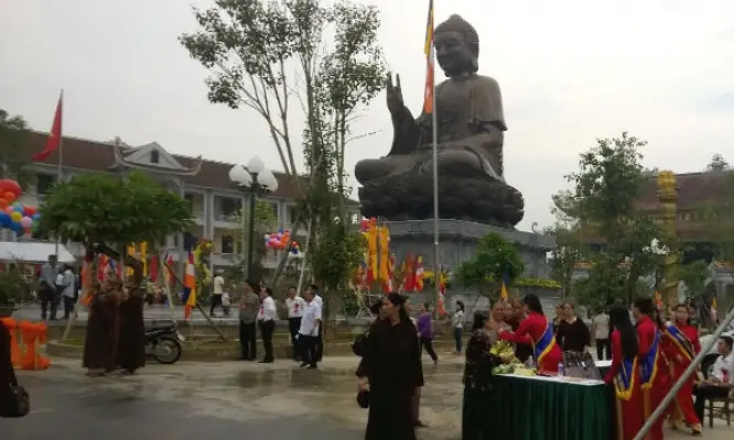 Khánh Thành Tượng Phật Bằng Đồng Lớn Nhất Đông Nam Á - Báo ...