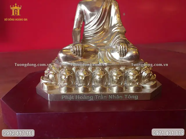 Đặc Điểm Nổi Bật Của Bức Tượng Đồng Phật Hoàng Trần Nhân Tông