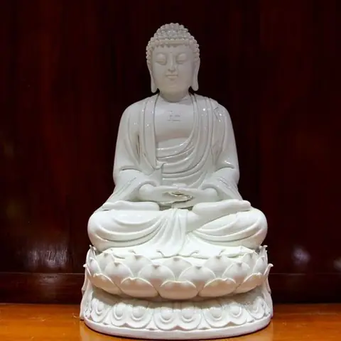 Tượng Phật Nhắc Nhở Con Người Hướng Tâm Đến Chính Đạo, Tu Tâm Trong Sạch.