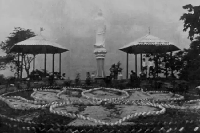 Tượng Phật Biển Hồ Gia Lai