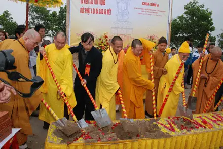 Nam Định: Trùng Tu Chùa Bình A Và Kiến Tạo Đại Tượng A Di Đà Phật ...