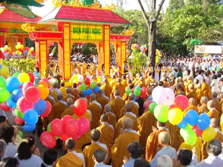 Chính Thức Khai Mạc Lễ Cung Nghinh Tôn Tượng Phật Ngọc Tại Chùa ...