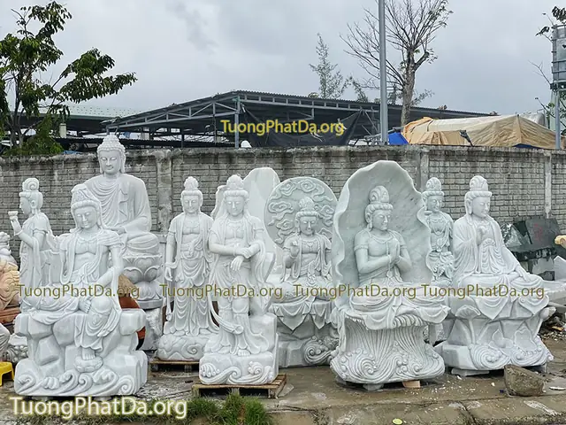 Tượng Phật Chùa Linh Ứng