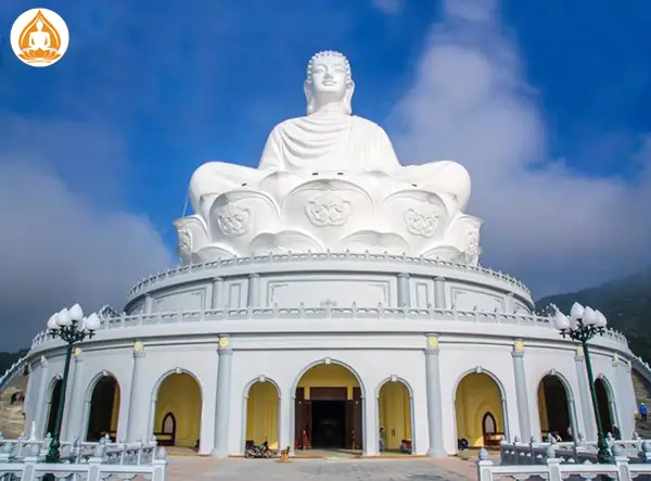 Giới Thiệu Tổng Quan Về Tượng Phật Chùa Ông Núi