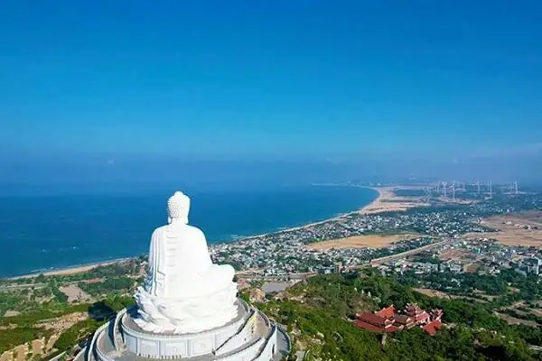 Chùa Ông Núi Bình Định Có Bao Nhiêu Bậc Thang? Nằm Ở Đâu?