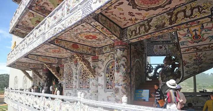 Đến Đà Lạt Nhất Định Phải Thăm Chùa Ve Chai Cùng Tượng Phật ...