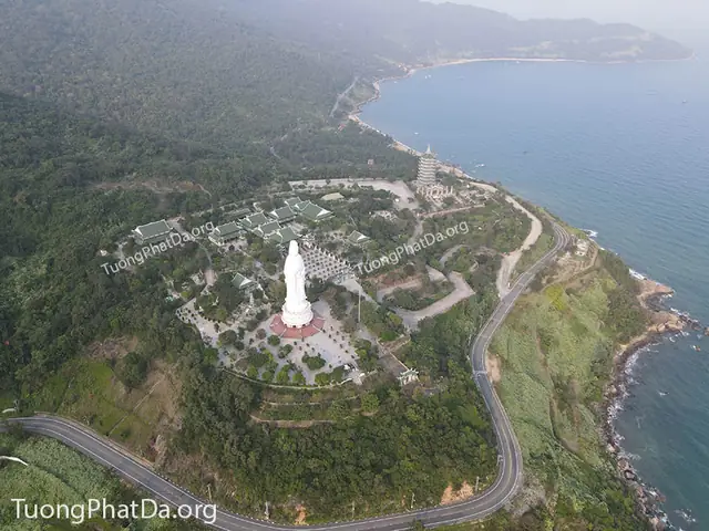 Tượng Phật Bà Quan Âm Chùa Linh Ứng Đà Nẵng