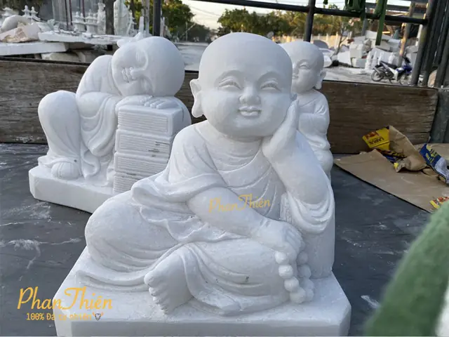 Tượng Địa Tạng Vương Bồ Tát: