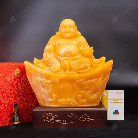 Tượng Phật Di Lặc Đá Phong Thủy Hợp Với Tuổi Nào?