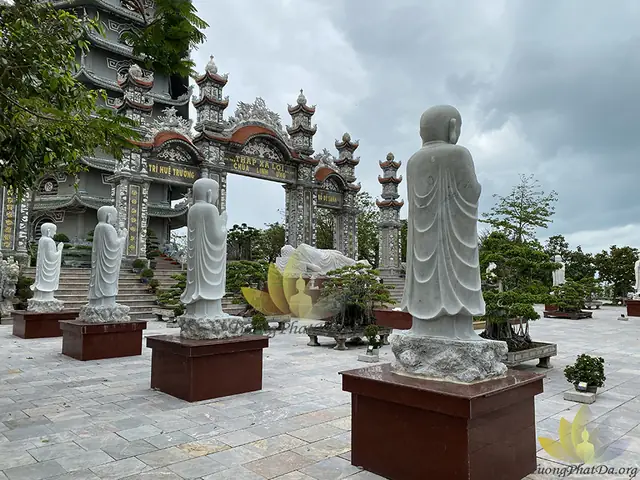 Các Bức Tượng Phật Nằm Đẹp, Lớn Nhất Việt Nam Và Thế Giới