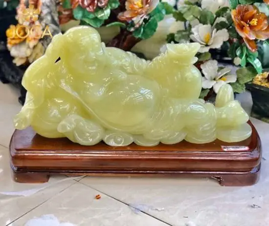 Mang Lại May Mắn Và Hạnh Phúc Nhờ Tượng Phật Di Lặc Bằng Đá.